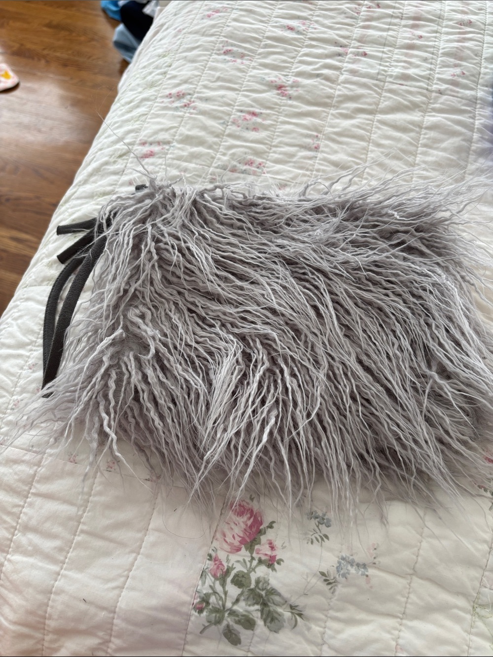 Atenti Shaggy Faux Fur Wristlet in Light Gray